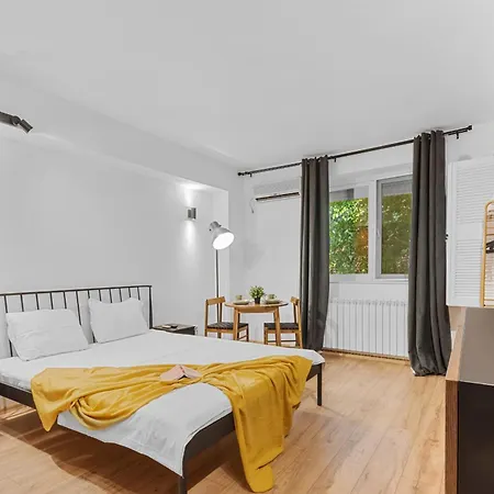 Center Charming Apartmán Bukurešť